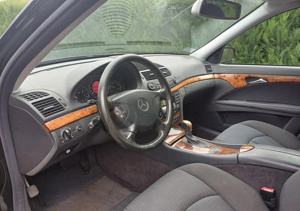 Mercedes-Benz Klasa E cena 17500 przebieg: 359703, rok produkcji 2004 z Krynki małe 29